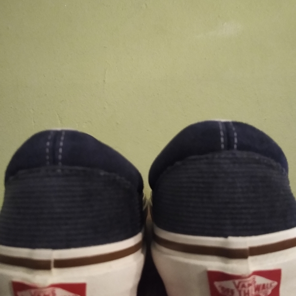 This an Unisex Vans Classic Slip On 9 (Anaheim fac - Picture 4 of 5